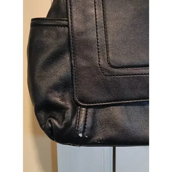 Kate Spade New York - Classic Black Leather Shoulder Bag - Pre-owned - Picture 3 of 3
